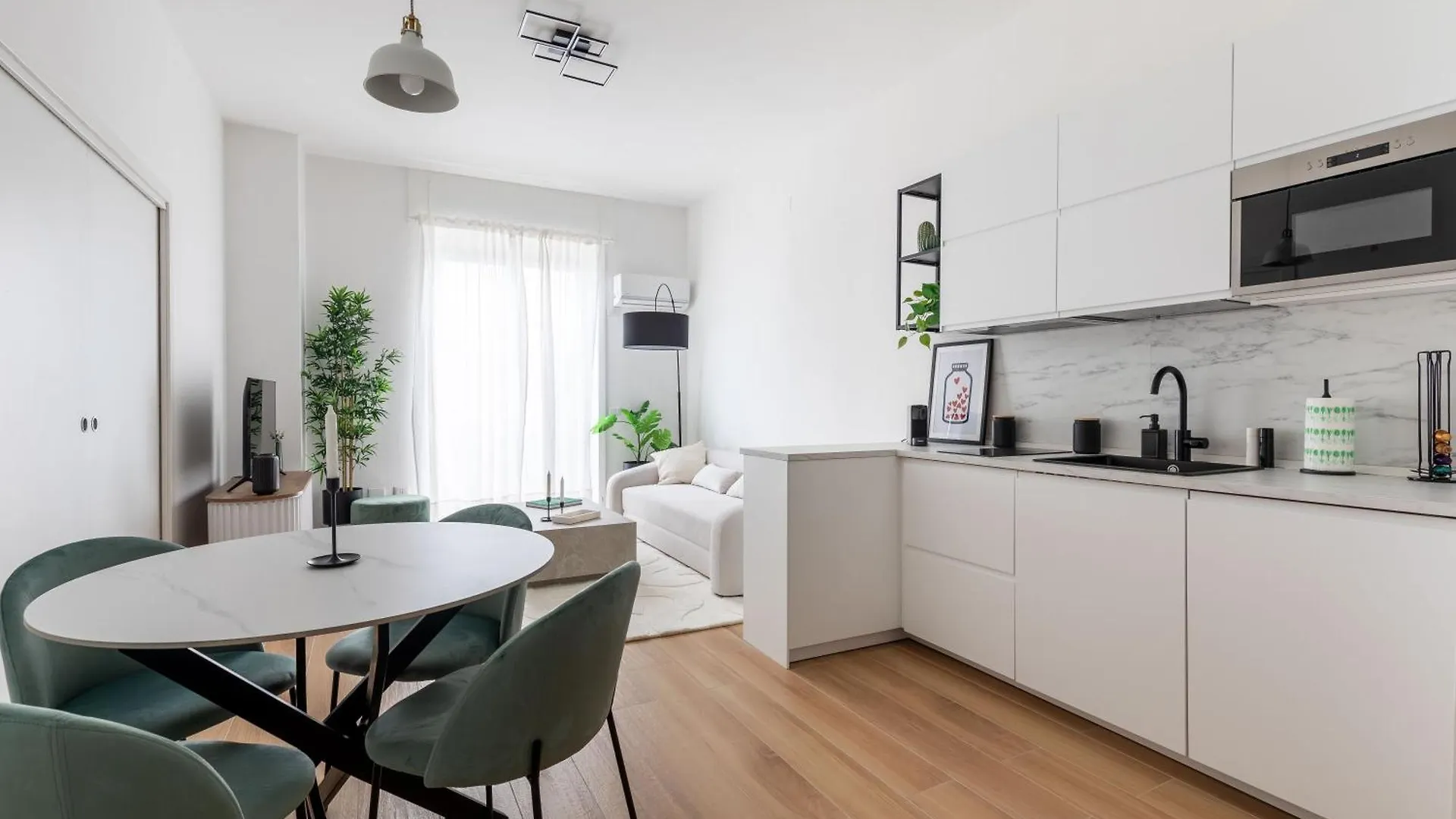 Marittimo Luxury Apartment Con Vista Vesuvio Naples Italy