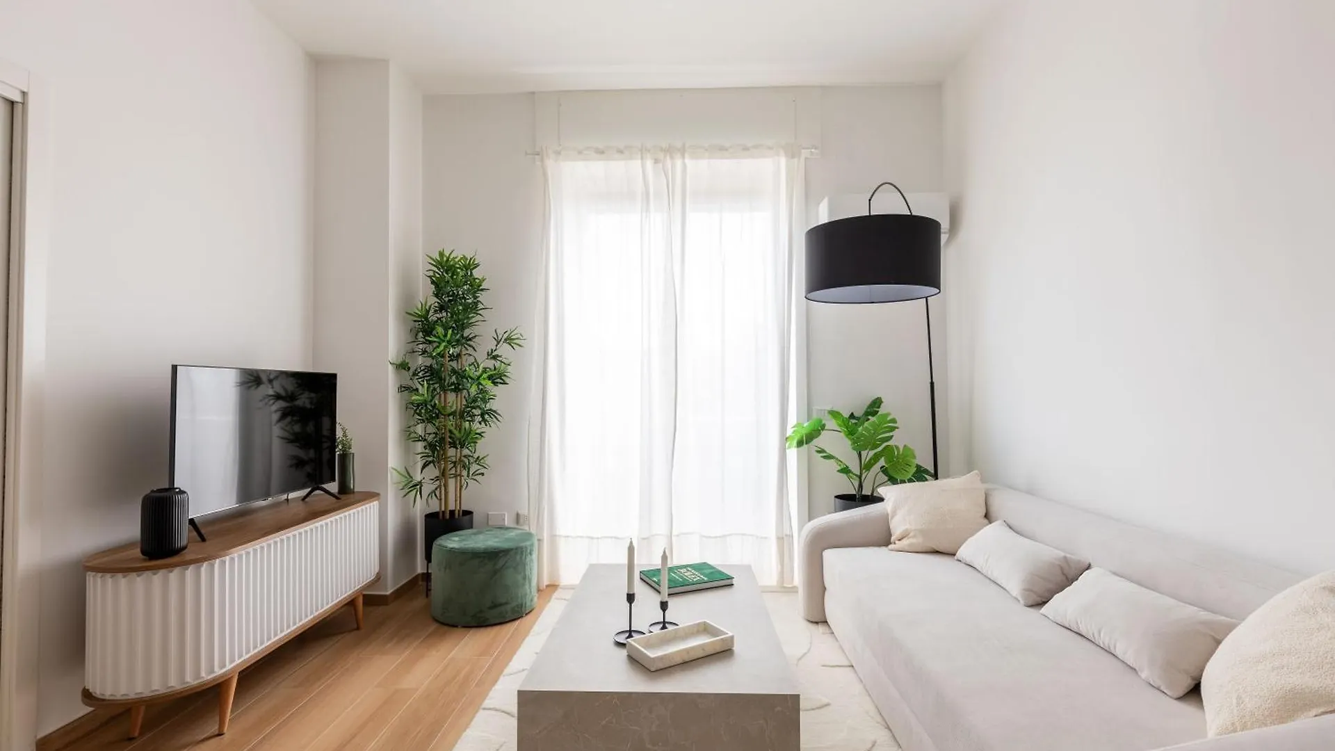 Marittimo Luxury Apartment Con Vista Vesuvio contacts